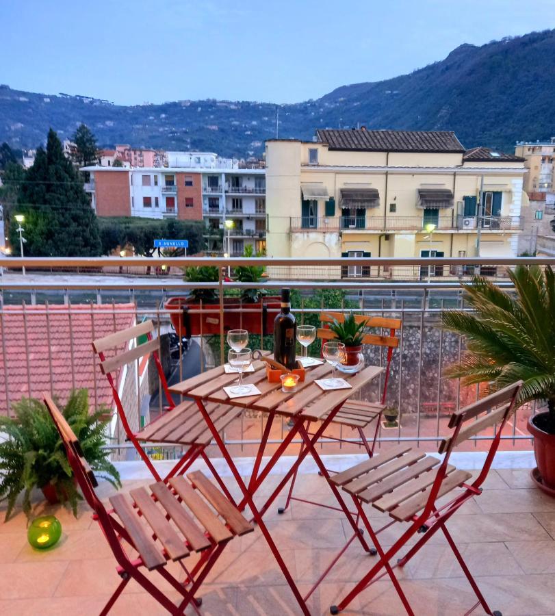 Standbyme Apartment Сант'Агнело Екстериор снимка